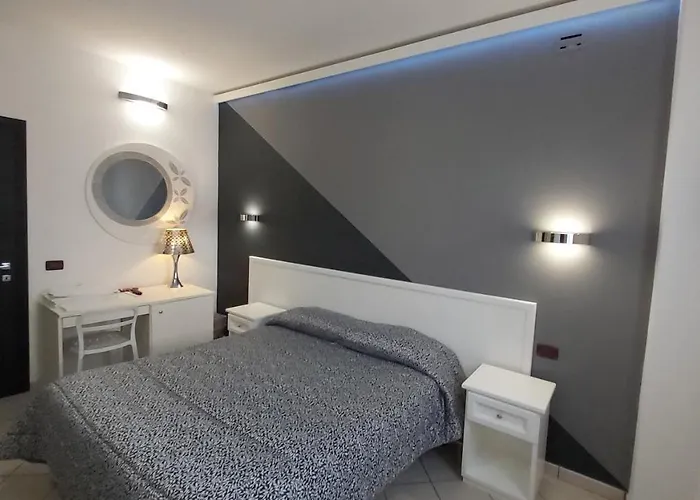 Raggio Di Sole לינה וארוחת בוקר